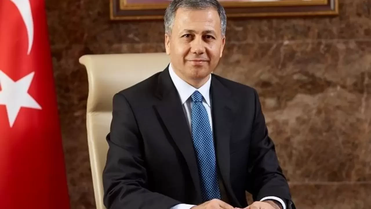 Bakan Yerlikaya'dan İstiklal Marşı'nın Kabulü ve Mehmet Akif Ersoy'u Anma Günü mesajı