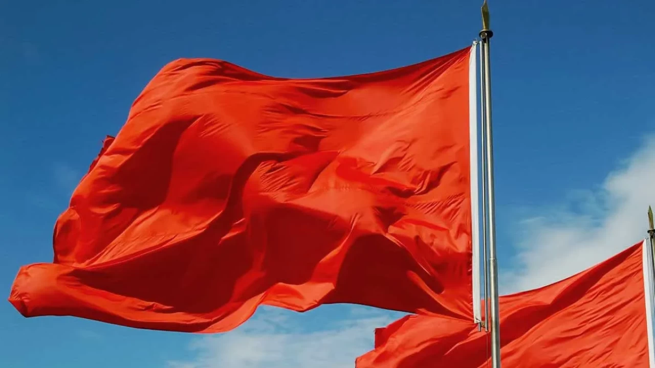 Sosyal medyada ortaya çıkan red flag nedir?