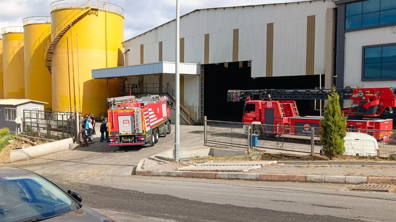 İzmir Aliağa'da fabrikada patlama: 1 işçi yaşamını yitirdi, 4'ü yaralandı
