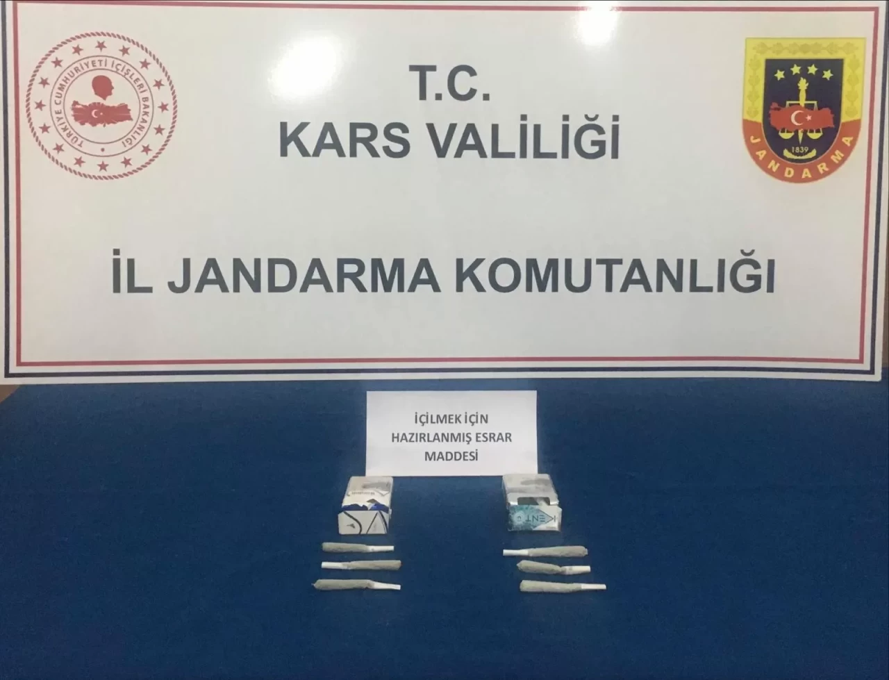 Uyuşturucu tacirlerine darbe! Kars'ta sigara paketlerinde uyuşturucu ele geçirildi