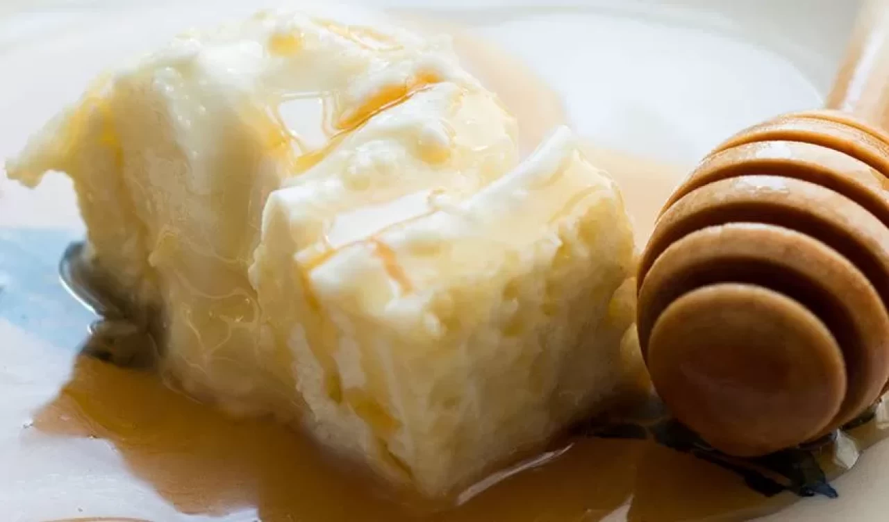 Kansere karşı koruyucu etki gösteren bal kaymak ve faydaları