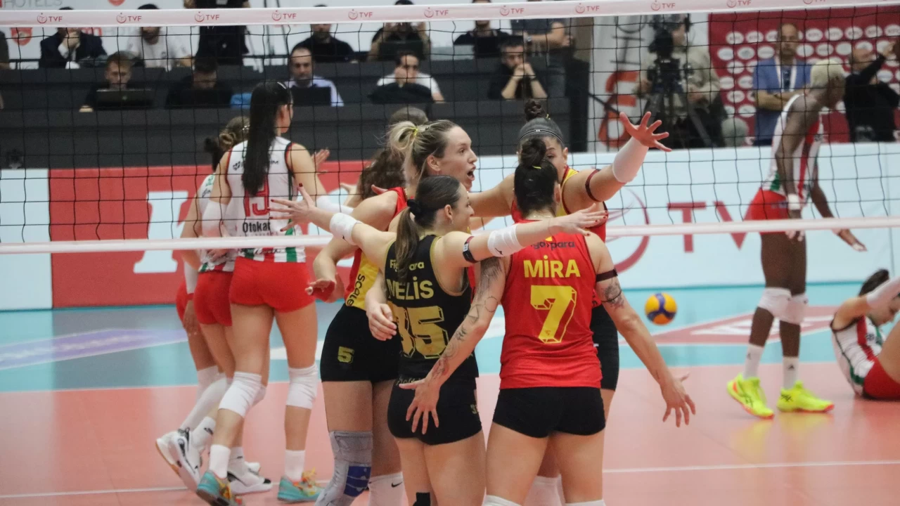 Voleybol Kadınlar 1. Lig Final Grubu’nda İzmir derbisinin kazananı Göztepe