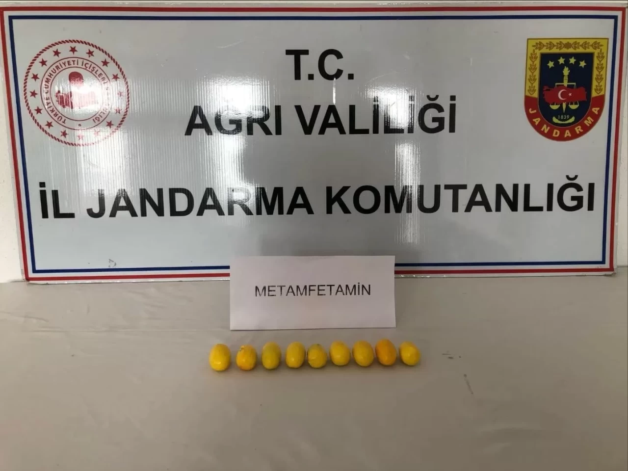 Doğubayazıt'ta gümrükte şok: Üzerinden 260 gram metamfetamin çıktı!