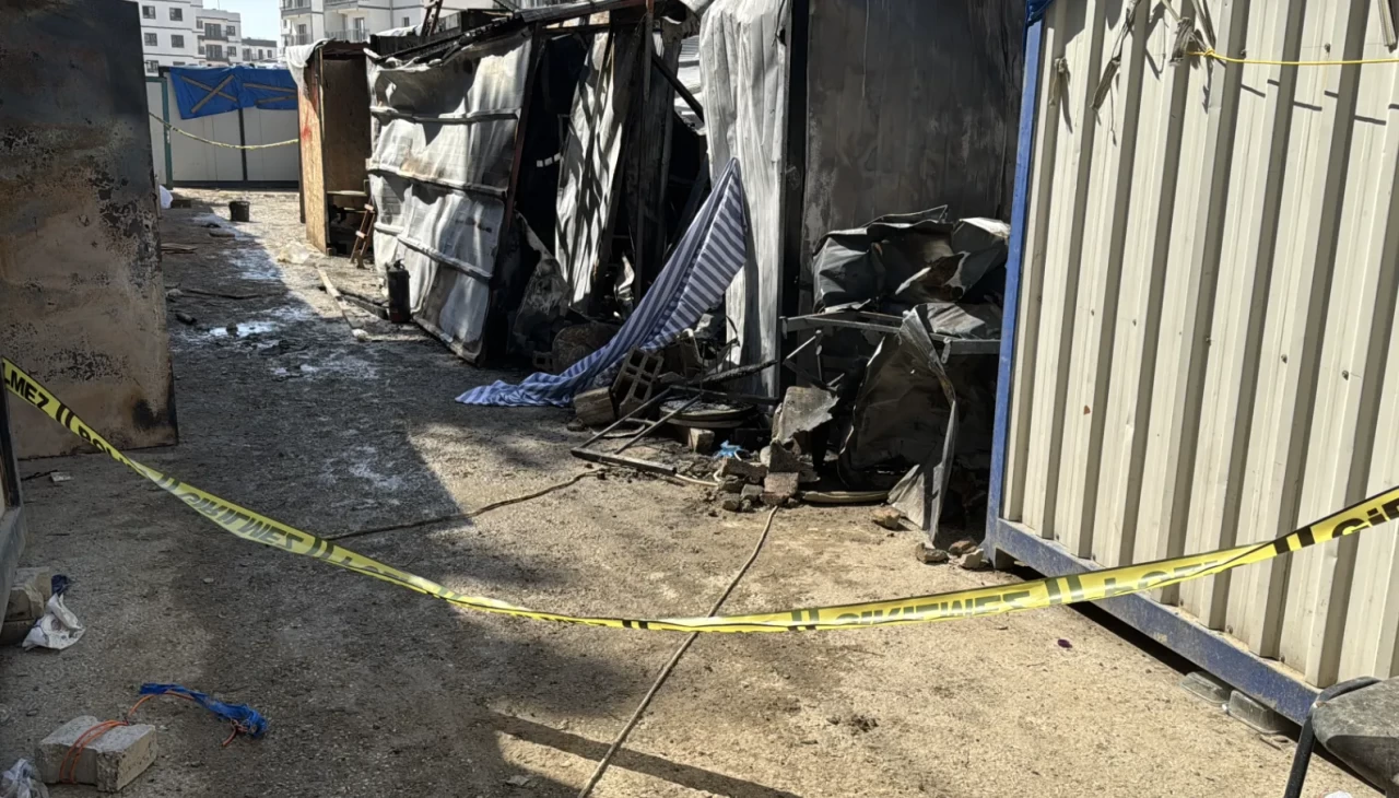 Antakya'da konteynerde çıkan yangın, 1 işçinin hayatına mal oldu
