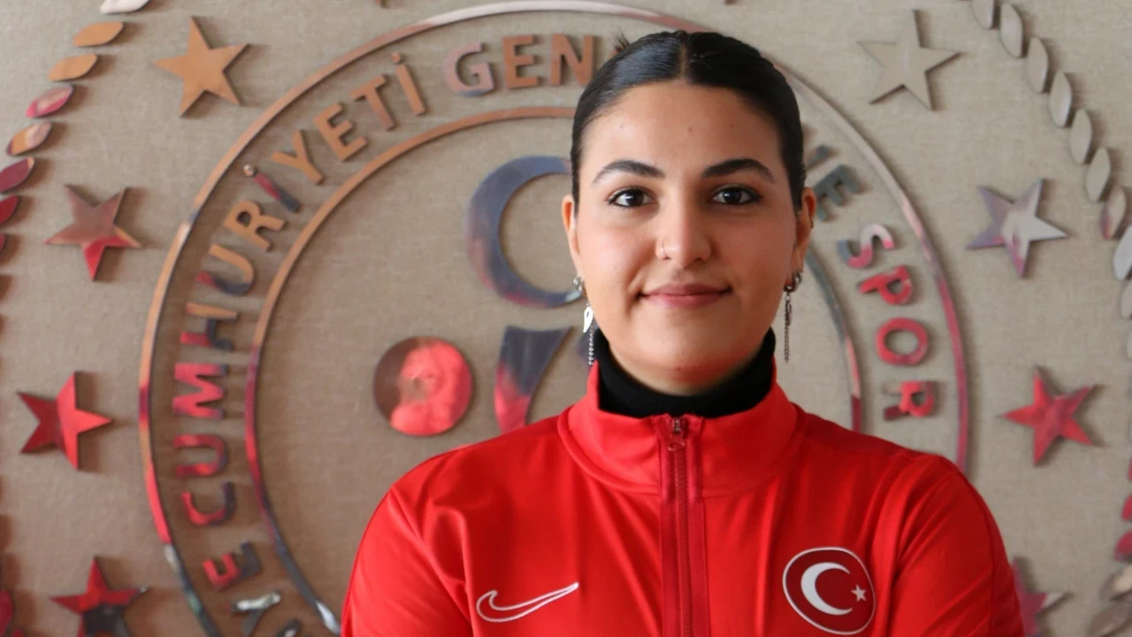 Milli atıcı Şevval İlayda Tarhan, Avrupa Şampiyonası'nda tarihe geçti