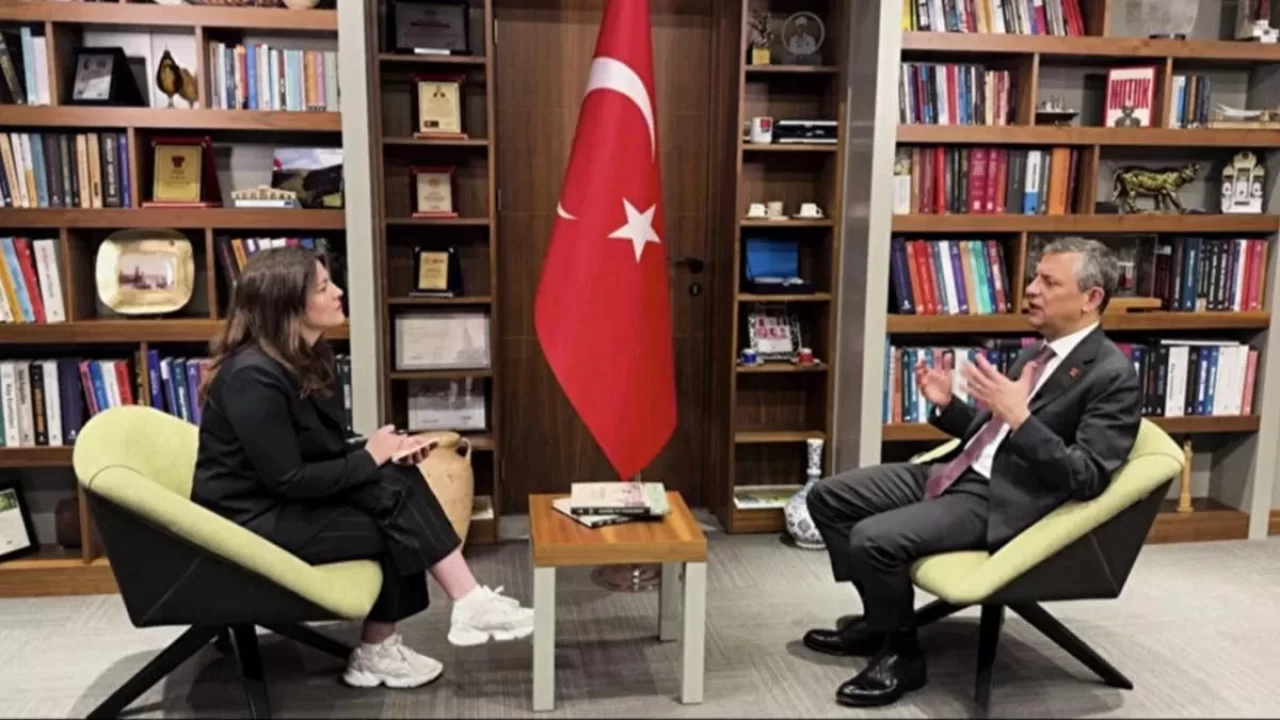 Özgür Özel Batı'ya yine Türkiye'yi şikayet etti! Şimdi de Almanya'ya konuştu