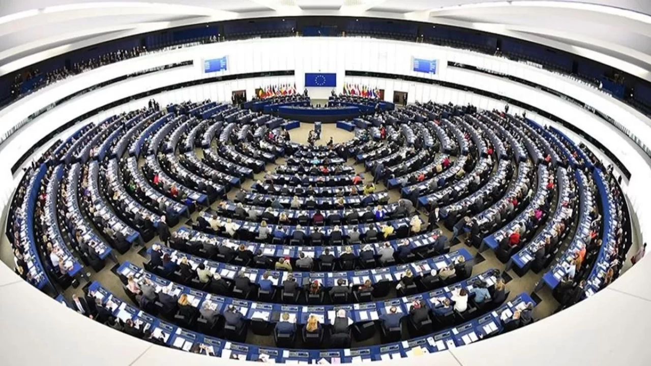 AB'den ABD'ye tarife uyarısı: Küresel ticarete zarar verecek