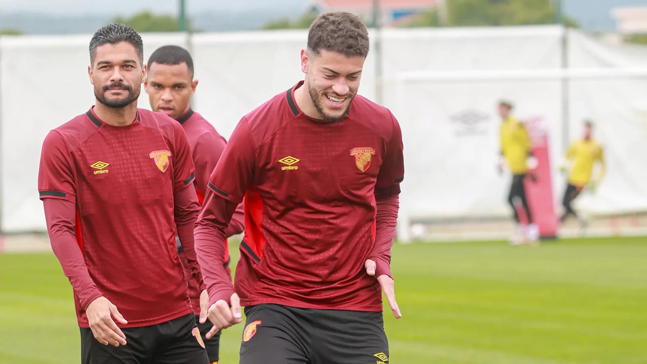 Göztepe Süper Lig'deki Samsunspor maçını bekliyor