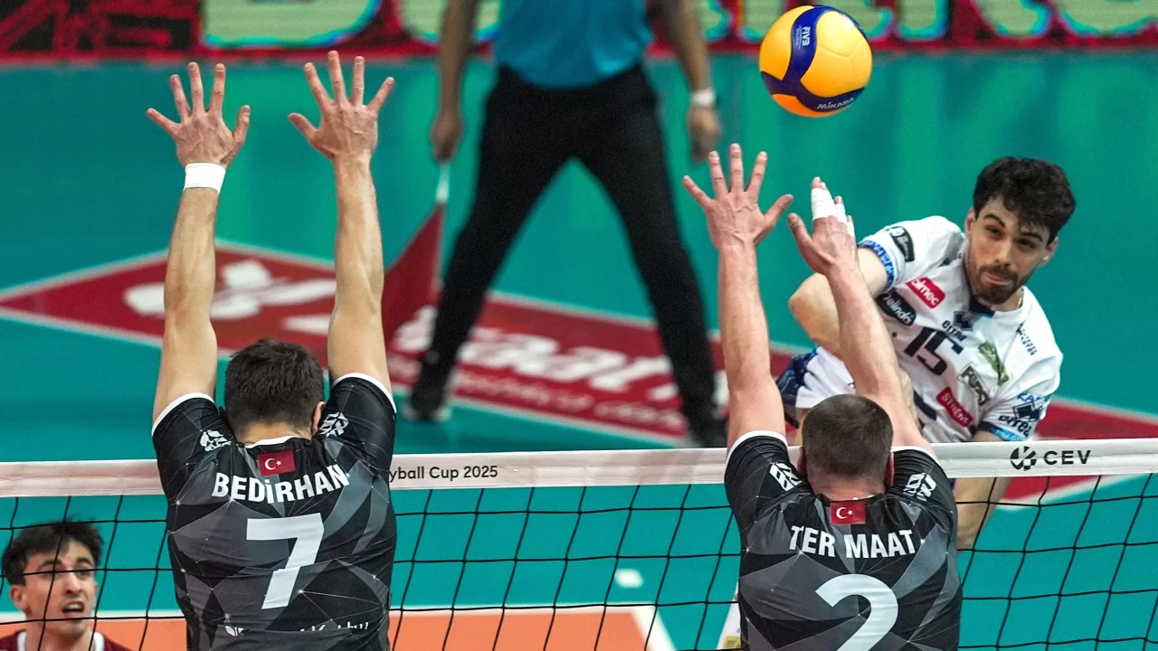 Ziraat Bankası Erkek Voleybol Takımı Cev Kupası'nda finale yükseldi!