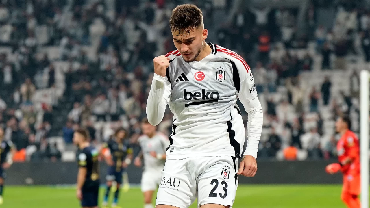 Beşiktaş'ta Ernest Muçi, Mario Gomez’in ardından tarihe geçmeye hazırlanıyor