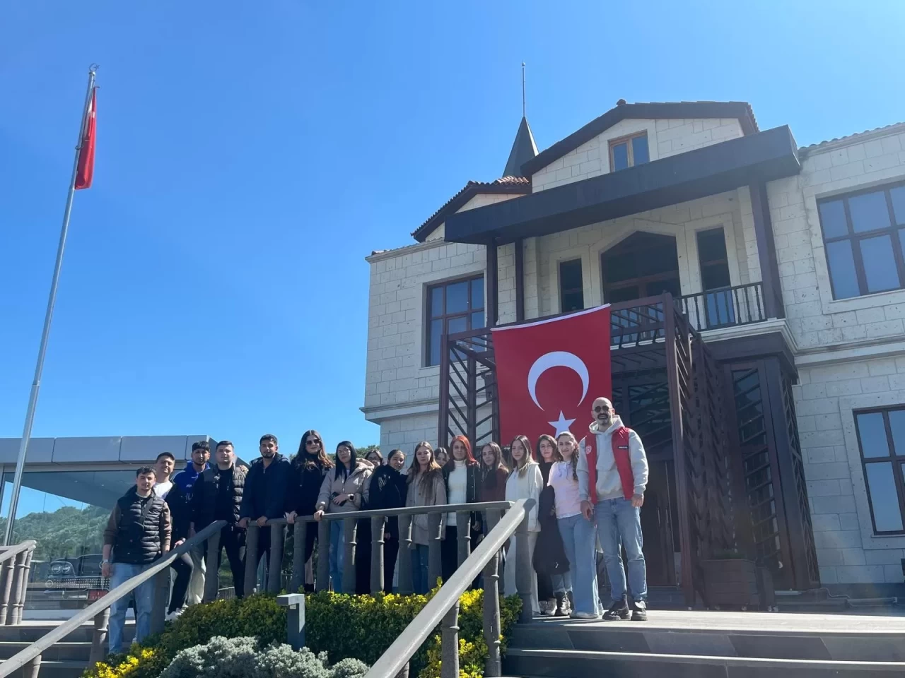 Üniversite öğrencileri, Adnan Menderes Demokrasi Müzesi'nde tarihe yolculuk yaptı