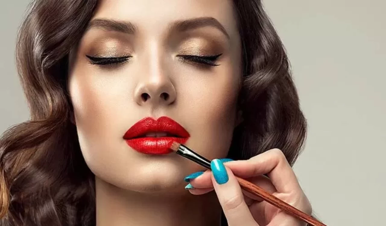 Porselen makyaj nedir? Kimler için uygundur?