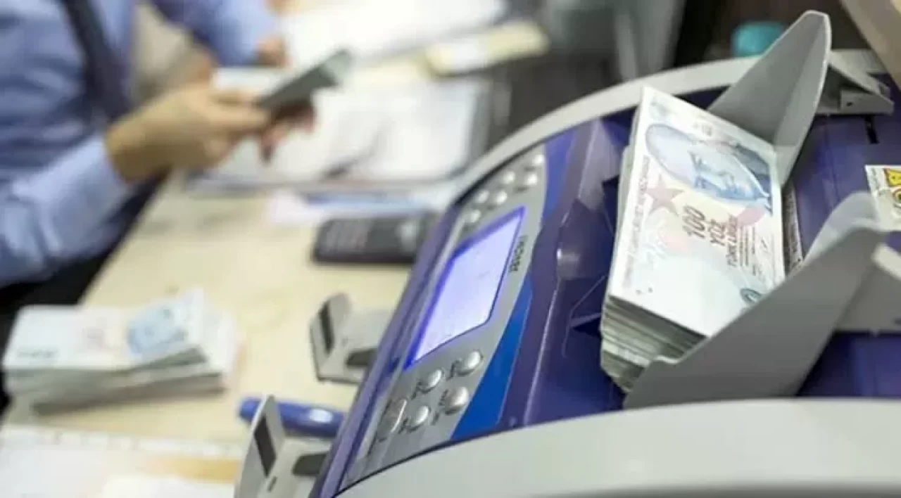 Döviz ve altın dönüşümlü KKM stok bakiyesi geriledi