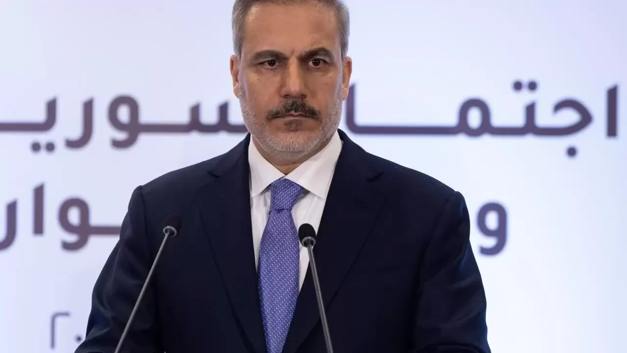 Suriye'deki gerilim tırmanıyor! Dışişleri Bakanı Fidan'dan çarpıcı açıklama!