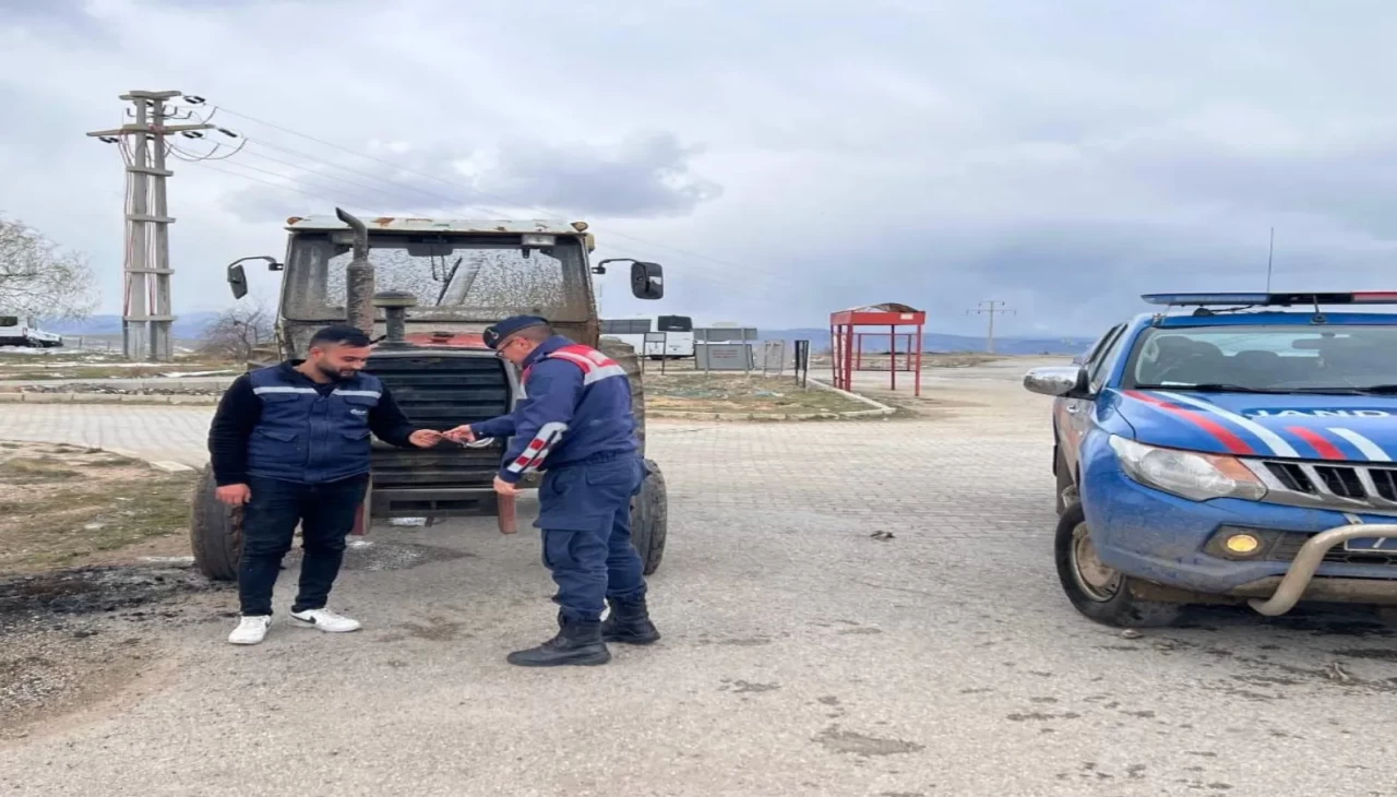 Kırıkkale'de traktör hırsızlığı : 2 zanlı tutuklandı