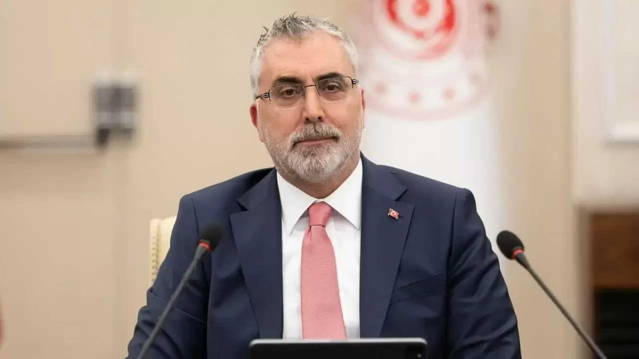 Bakan Işıkhan: Çalışma hayatının her noktasında iş sağlığı ve güvenliğini önceliyoruz