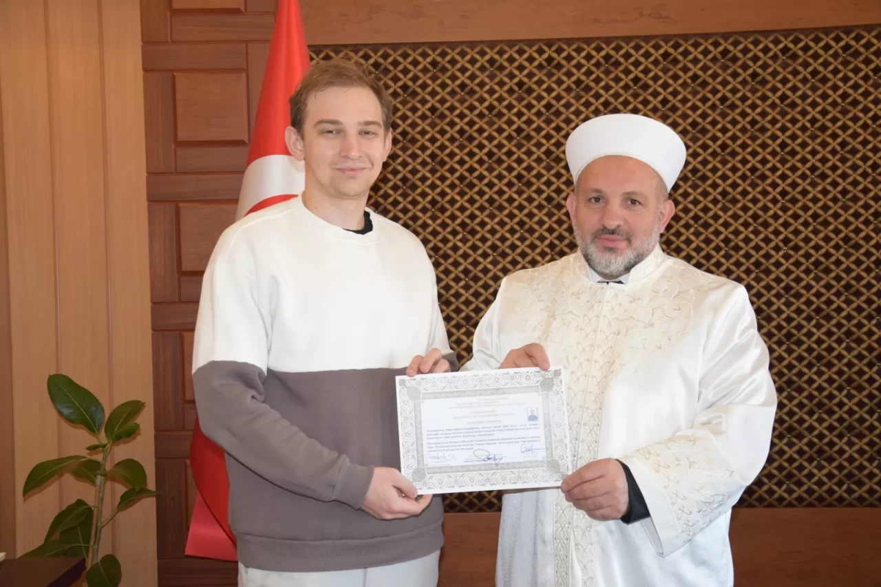 Ukraynalı Iastremskyi İslam'ı seçip "Furkan" ismini aldı