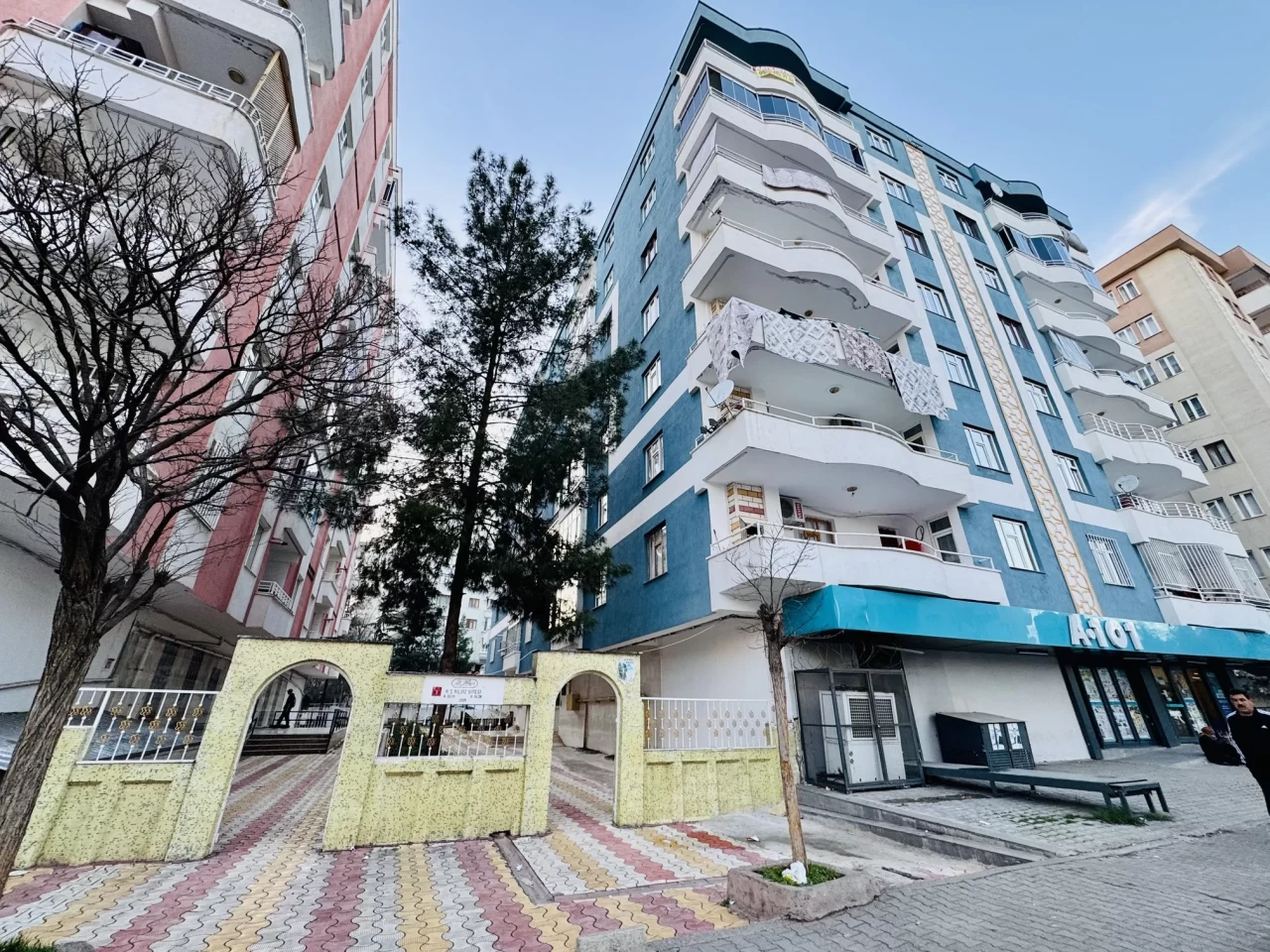 Diyarbakır'da trajik kaza: Asansör boşluğuna düşen apartman görevlisi hayatını kaybetti