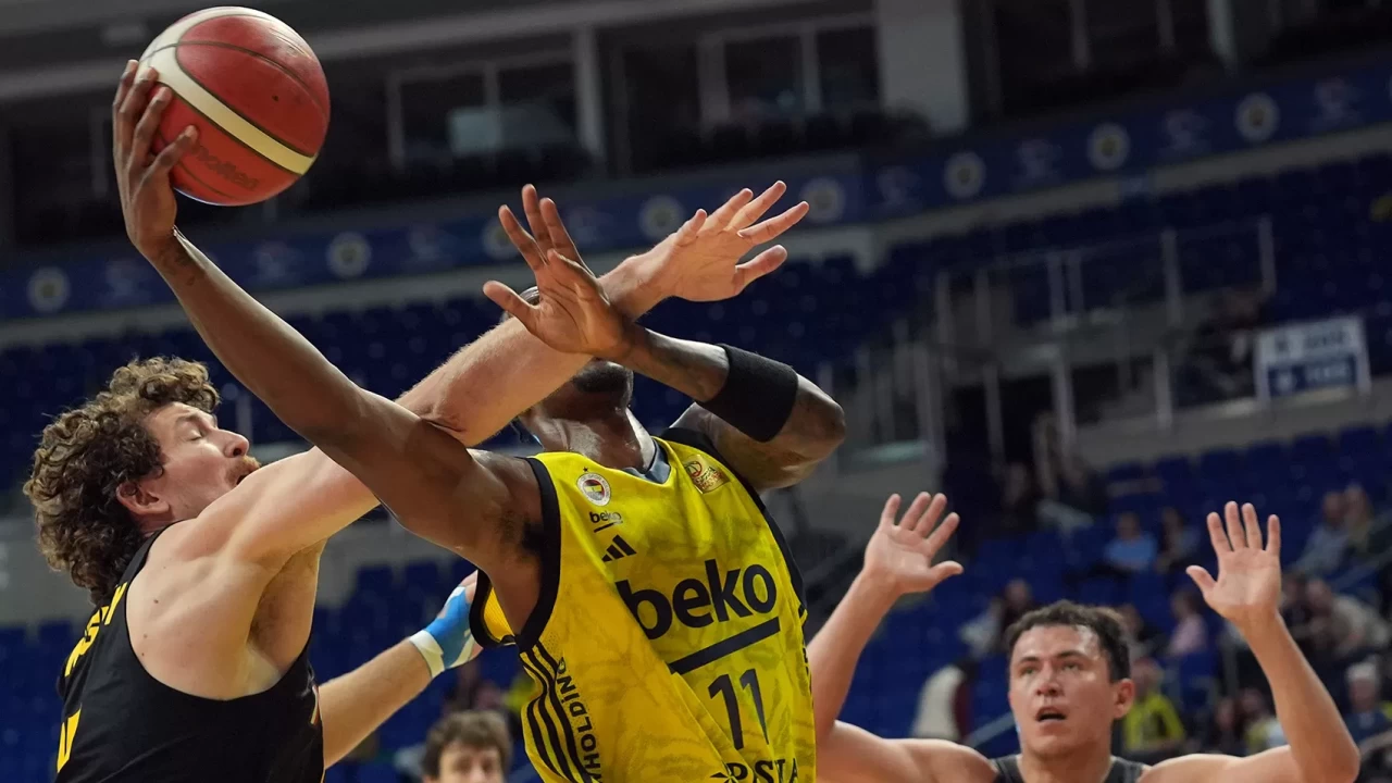 Fenerbahçe, MSK'yi 101 sayıyla geçti | Basketbol Süper Ligi'nde Fenerbahçe Basketbol 101-93 Mersin Spor