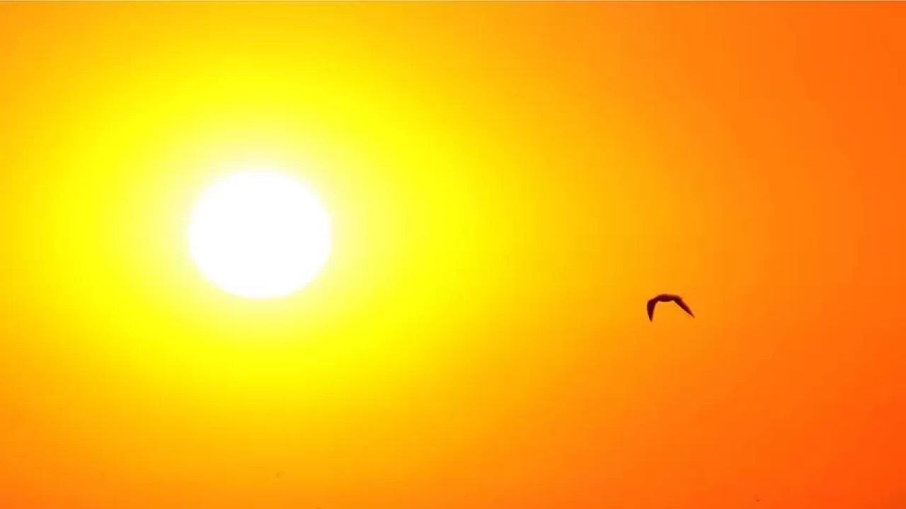 Sıcaklıklar mevsim normallerinin 8-12 derece üzerine çıkıyor