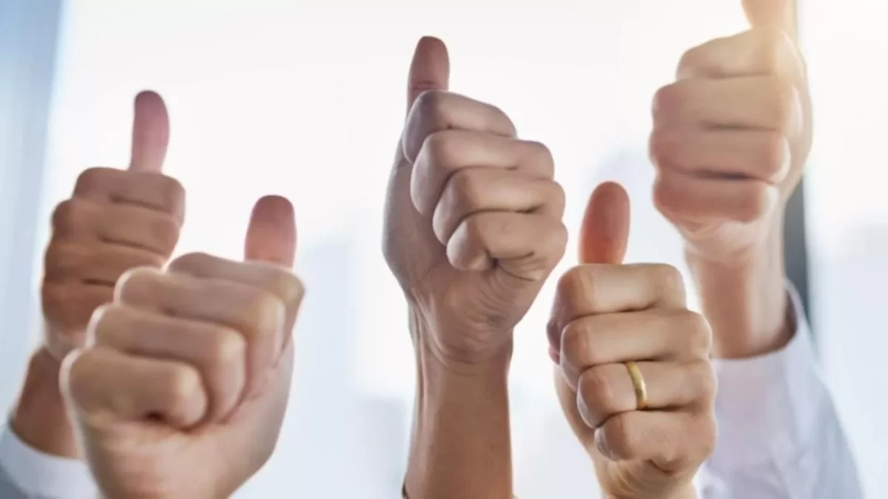 Yalancı, alçakgönüllü, güvenilir...Başparmağının şekli kişiliğini ele veriyor!