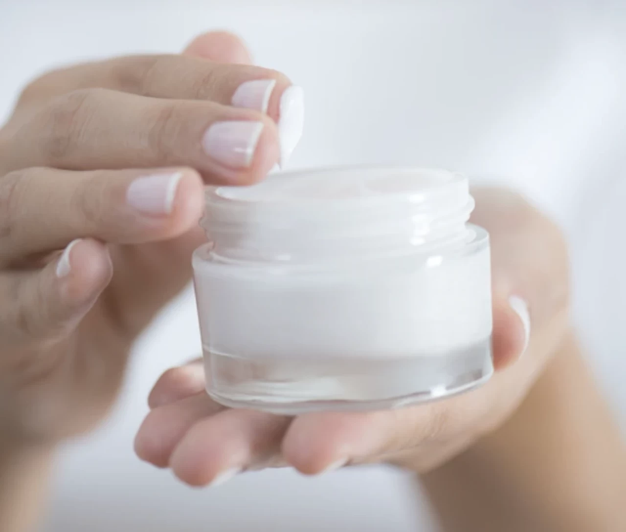 Yumuşacık ve pürüzsüz el bakımın püf noktaları