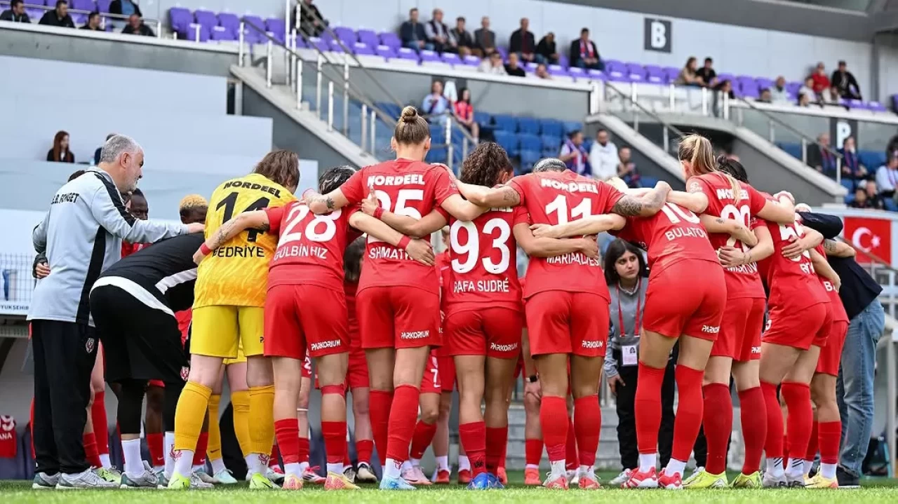 ABB FOMGET'ten Kadın Futbol Süper Ligi'nde tarihi galibiyet! | Maç Sonucu: ABB FOMGET 19-0 Çekmeköy Bilgidoğa