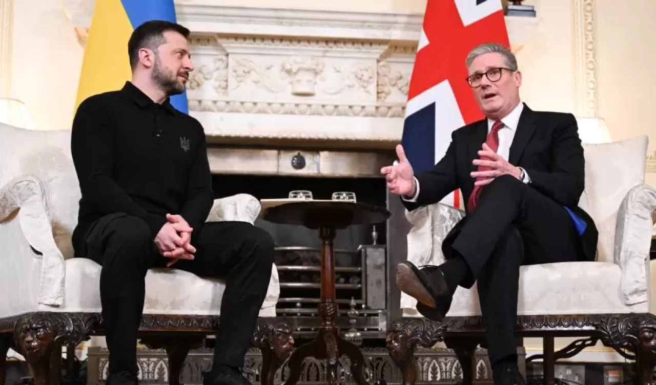 Zelenskiy İngiltere’de! Başbakan Starmer'dan Ukrayna’ya tam destek