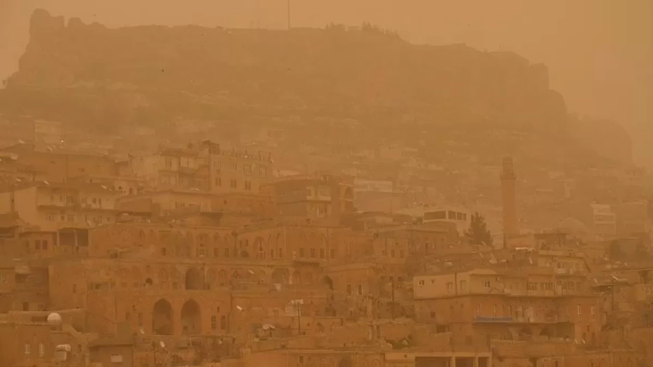 Suriye üzerinden toz taşınımı geliyor: 3 gün sürecek