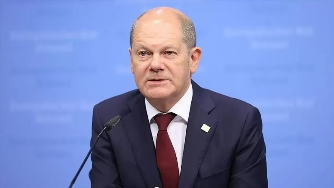 Almanya Başbakanı Scholz'tan sert mesaj: AB, ABD'ye tek vücut olmaya hazır