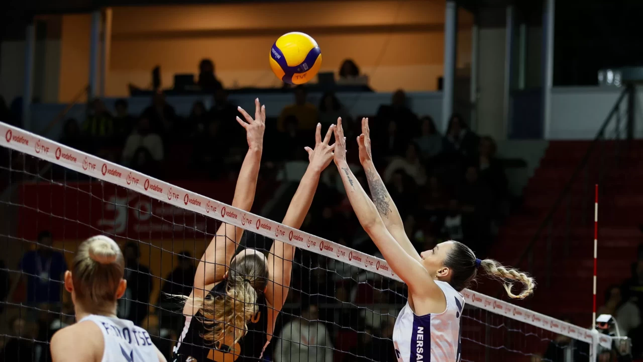 VakıfBank, Voleybol CEV Kadınlar Şampiyonlar Ligi çeyrek finalinde Fenerbahçe’yi ağırlıyor