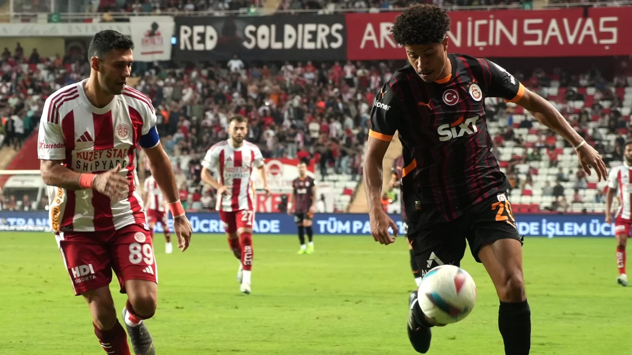 Süper Lig’de haftanın açılış maçında Galatasaray, Antalyaspor’u konuk edecek