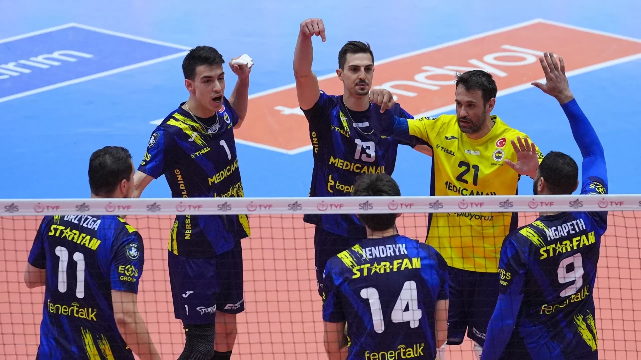 Erkekler Kupa Voley'de şampiyon Fenerbahçe Erkek Voleybol Takımı!