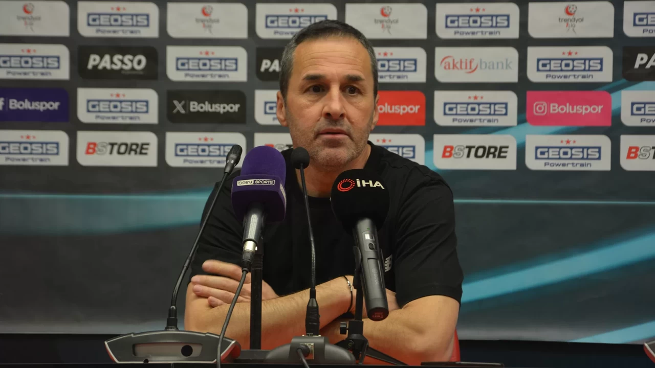 Boluspor Teknik Direktörü Yalçın Koşukavak: "Play-Off iddiamız olsun diye uğraşıyoruz"