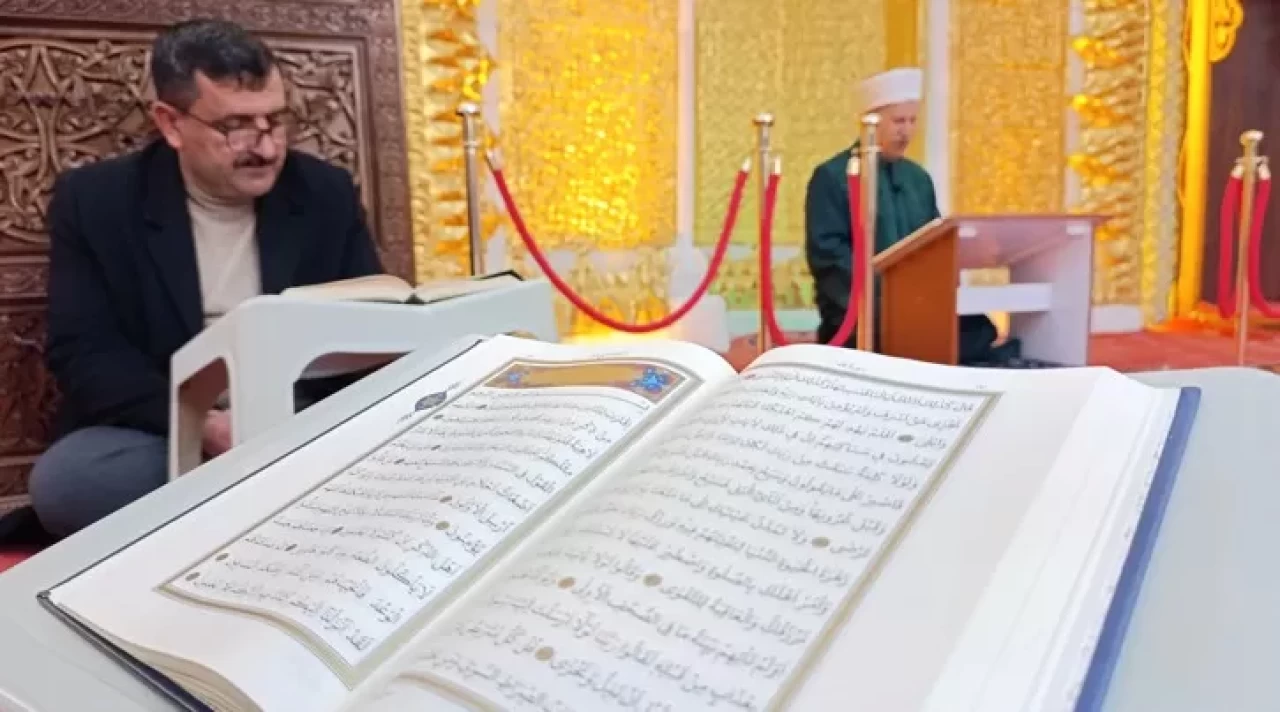 455 yıllık tarihi camide asırlık mukabele geleneği sürüyor