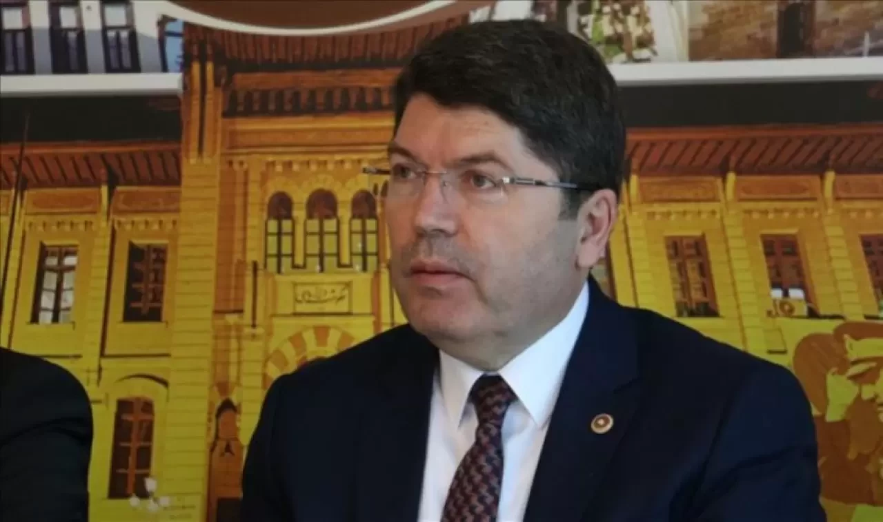 İstanbul'daki skandal saldırıya Bakan Tunç'tan sert tepki: Hukuk önünde karşılığını bulacaktır!