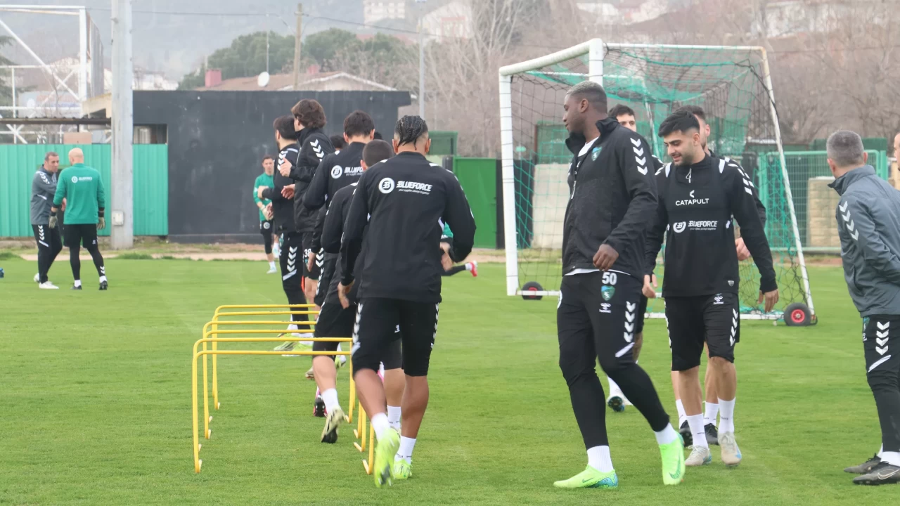 Kocaelispor, 1. Lig’deki Fatih Karagümrük maçı hazırlıklarını tamamladı