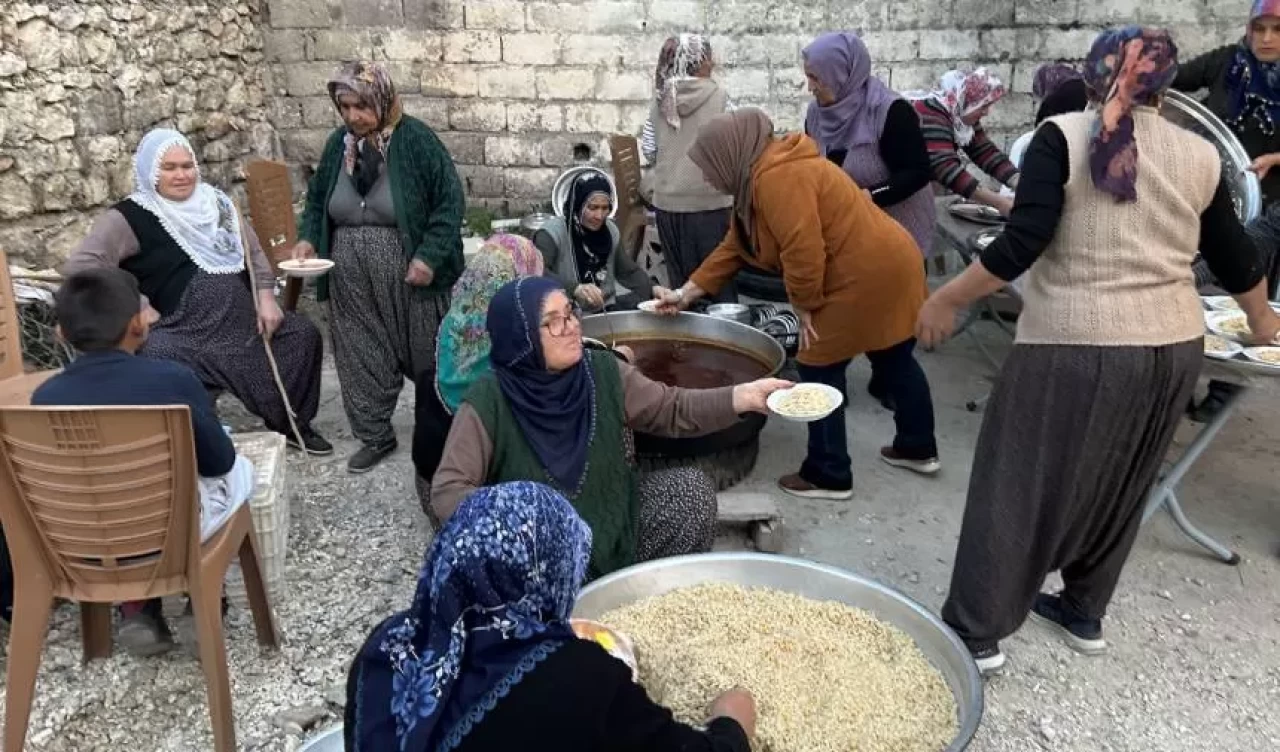 Ulaş Köyü'nde imece usulü iftar geleneği devam ediyor