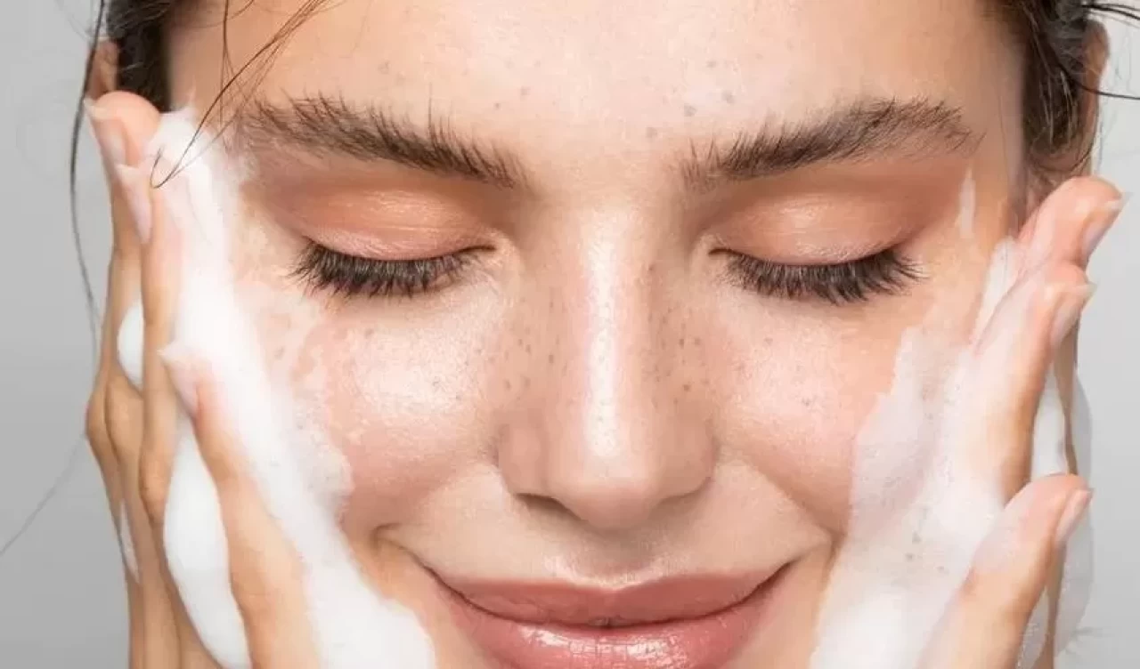 Yaşlanma belirtilerine karşı cilt dostu 3 süper besin