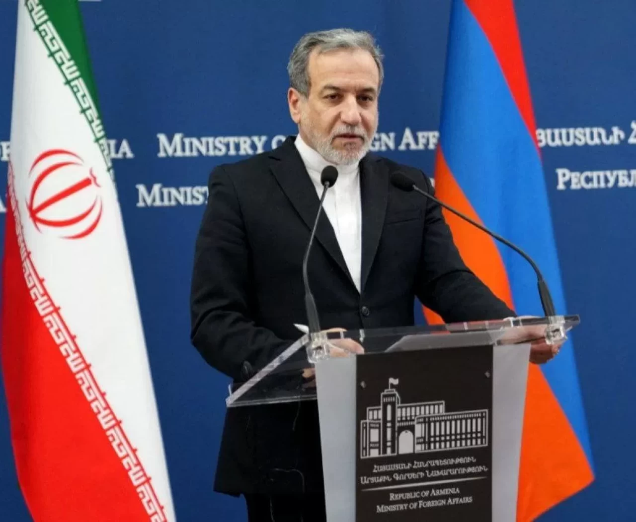 İran'dan Trump'a yanıt yolda mı? Bakan Arakçi'den açıklama!