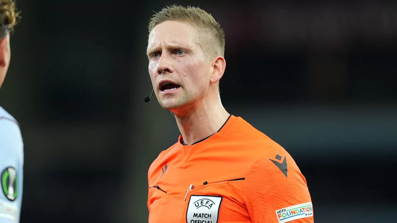 UEFA Avrupa Ligi’ndeki Fenerbahçe-Rangers maçını Norveçli hakem Espen Eskas yönetecek