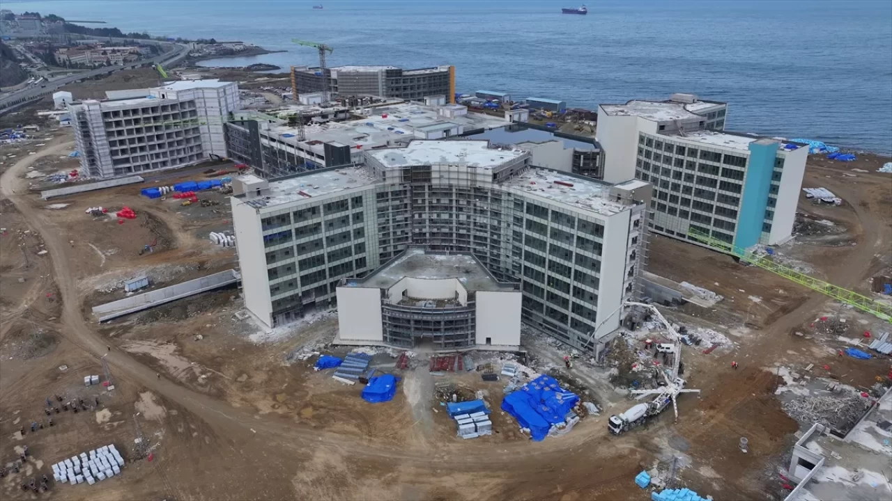 Sakarya'nın bin yatak kapasiteli şehir hastanesinin yapımı yüzde 70 tamamlandı