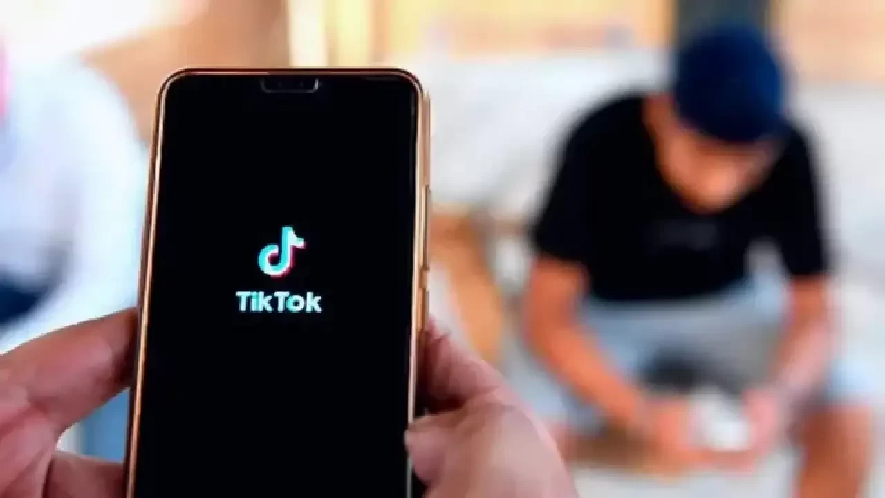 TikTok'tan tartışma yaratan filtreye son! "Kilolu gösteren" filtre, tepkiler sonucu kaldırıldı
