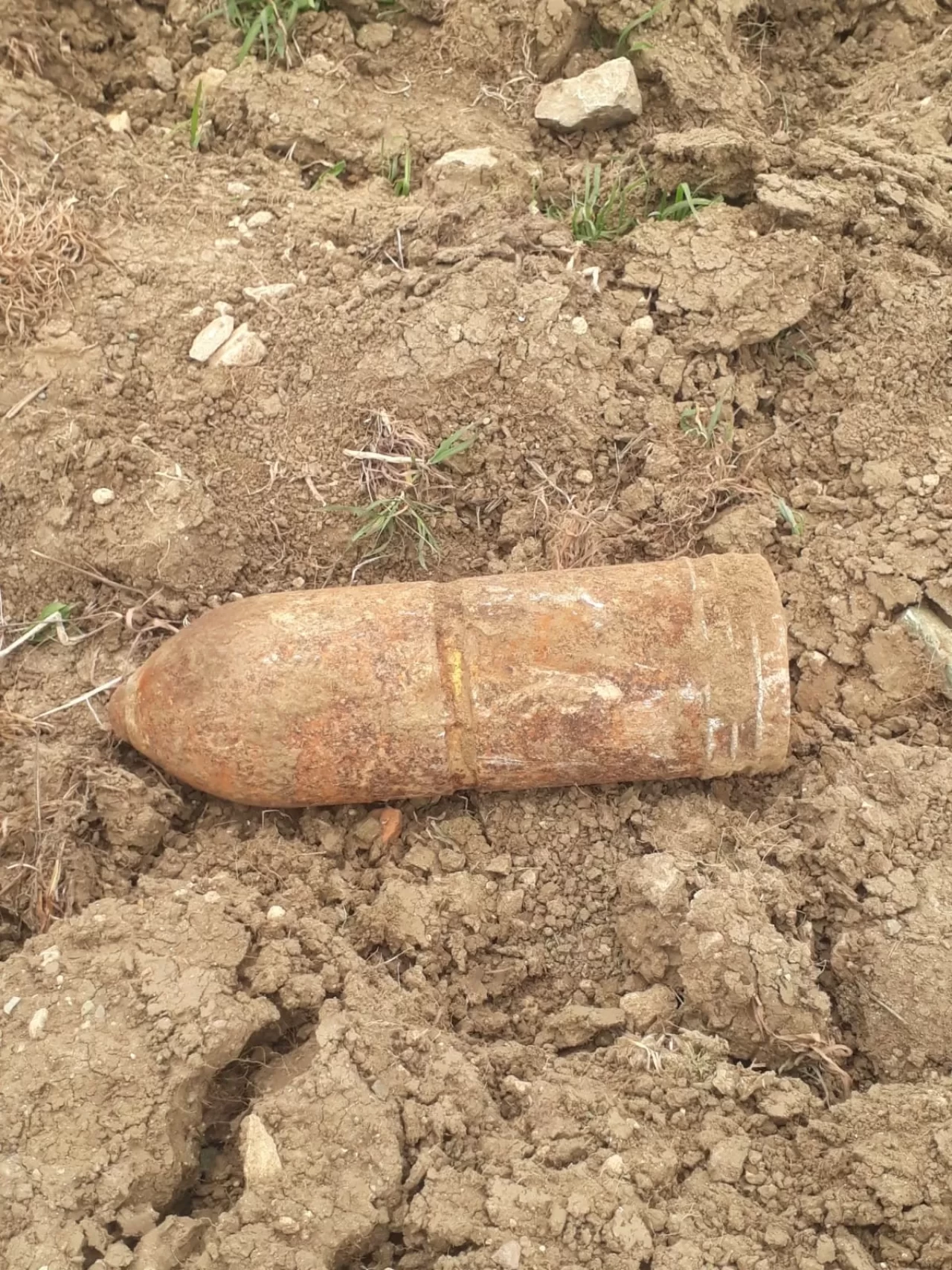 Gelibolu'da kazı sırasında 100 yıllık top mermisi bulundu: İmha edildi