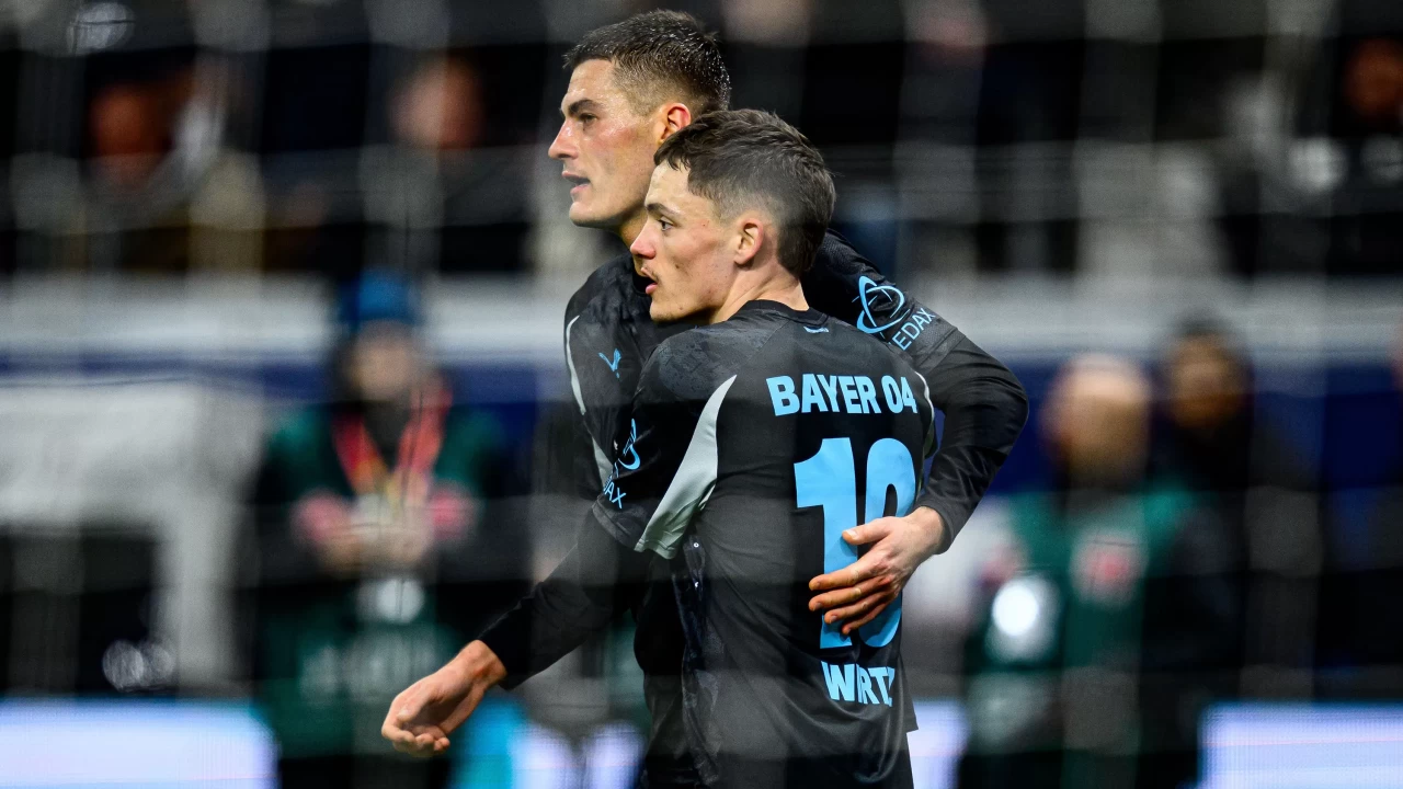 Bayer Leverkusen, Eintracht Frankfurt'u farklı geçti!