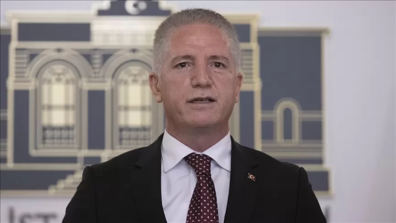 Vali Gül'den vatandaşlara "yasal olmayan etkinliklere katılmama" çağrısı