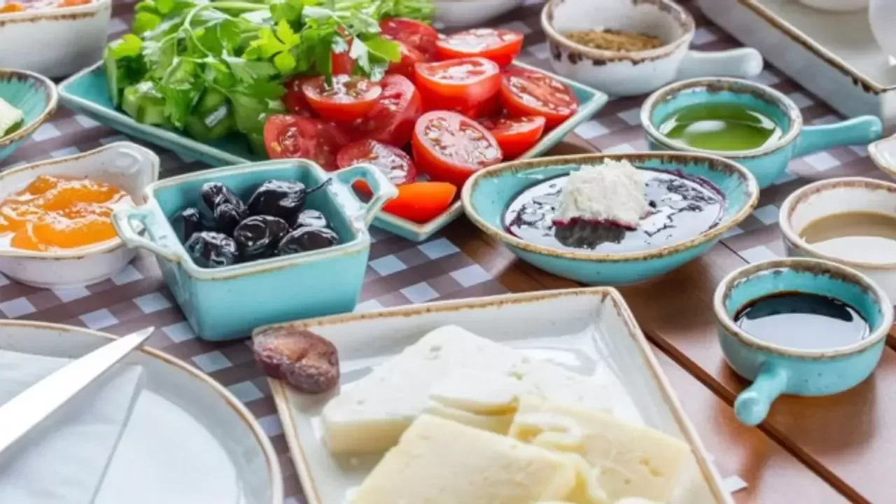 Ramazan sonrası diyet önerisi: Protein ağırlıklı besinleri kısmak şart