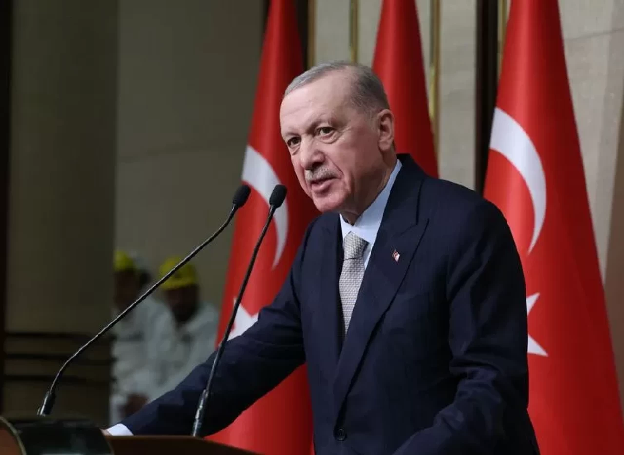 Cumhurbaşkanı Erdoğan'dan bayram müjdesi: Milletimiz 9 günlük bir tatil yapma imkanına kavuşacak