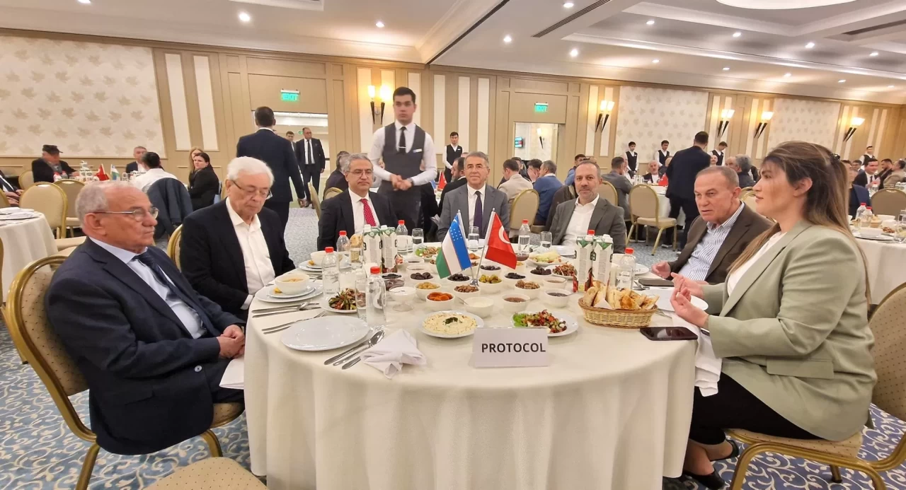 Özbek-Türk İşadamları Derneği'nden iftarda iki ülke arasındaki iş birliğinin artırılması vurgulandı