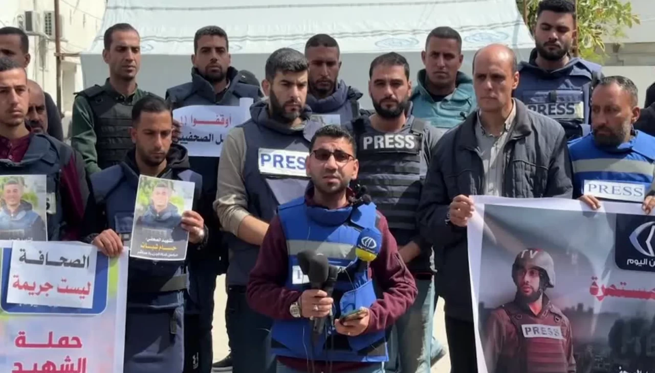 Filistinli gazeteciler, meslektaşlarının ölümlerini protesto etti